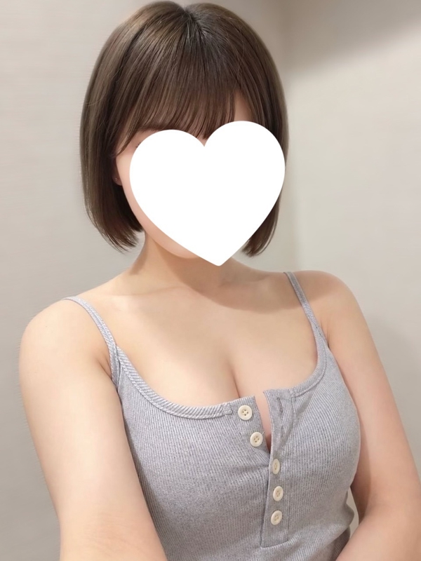 小川つむぎ